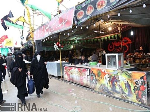 پنج موکب خمین به زائران امام حسین (ع) خدمات‌رسانی می‌کنند